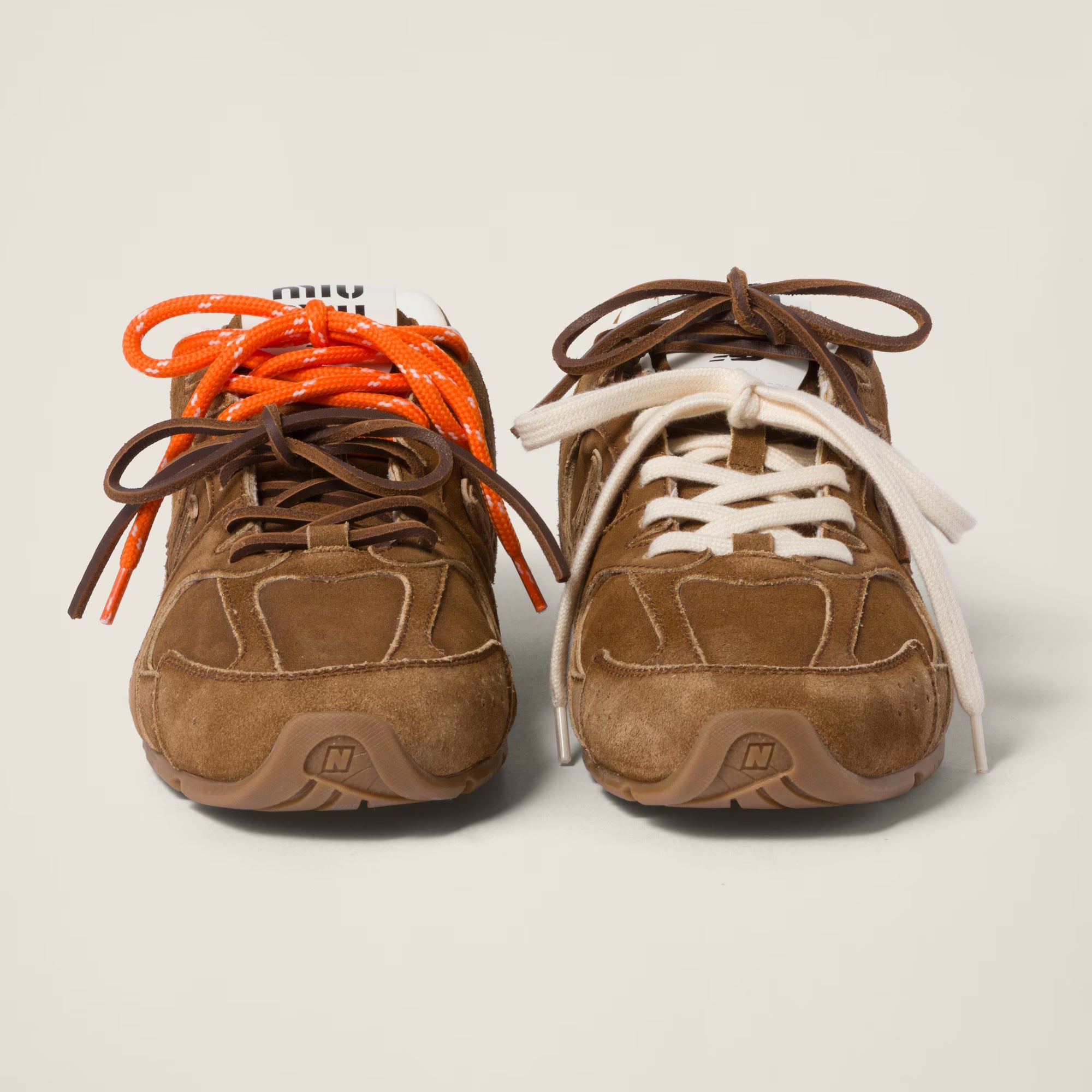 Sneakers NB x Miumiu - Cynamon